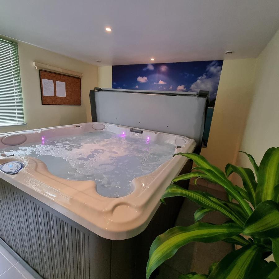 Gite Myrtille 2 A 6 Personnes Avec Spa Et Salle De Jeux Dans La Residence 旺特龙 外观 照片
